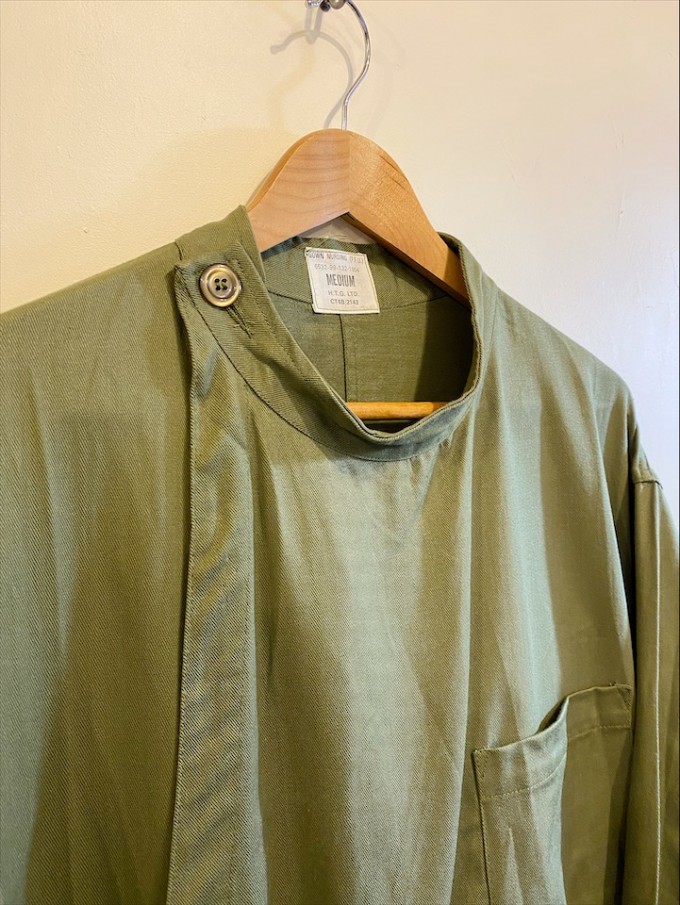 Jolly Good Clothing / D/S 60's British Army Nursing Gown