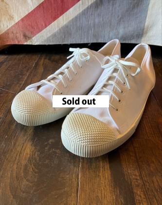 D/S British Army Plimsolls White size11